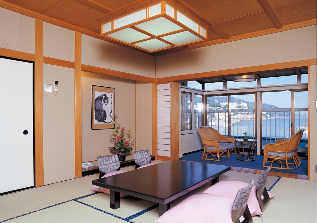 Uomisaki Hotel Atami  Exterior foto
